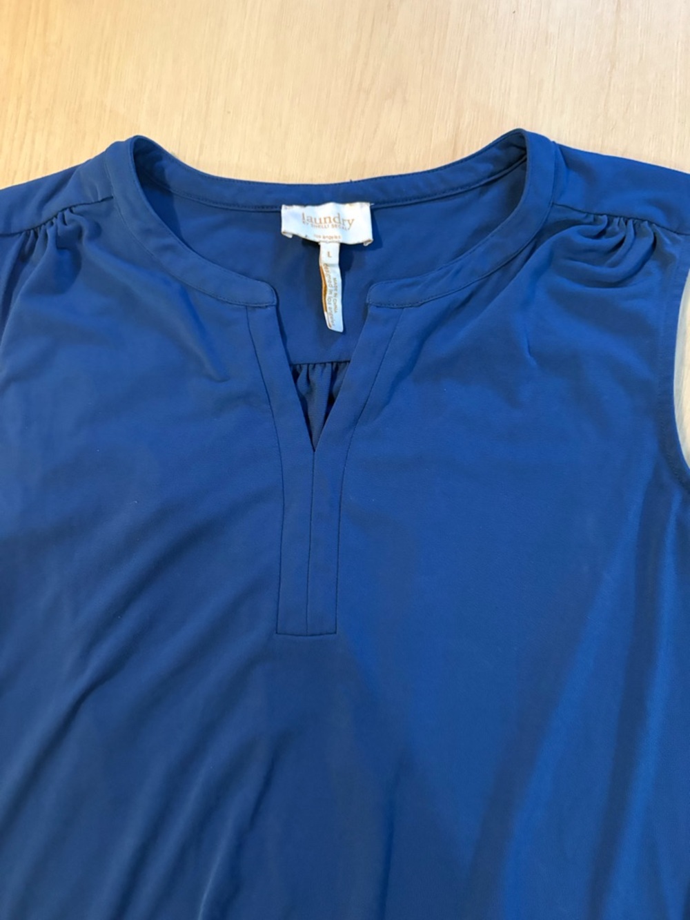 Bundle of 2 Designer Sleeveless V-Neck Women Tops - Picture 2 of 8